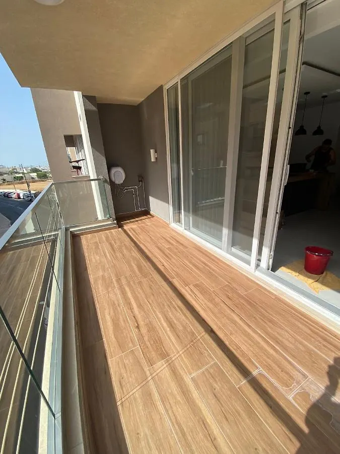 Modern, Spacious, 3 Bedroom Apartment Near Malta International Airport Luqa 0*,