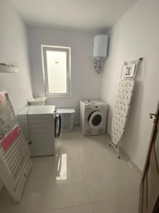 Modern, Spacious, 3 Bedroom Apartment Near Malta International Airport Luqa 0*,  Malta